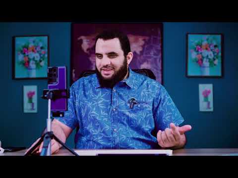 شرطي مصري يصلي بالشارع وعلماني حزين | عمرو نور الدين